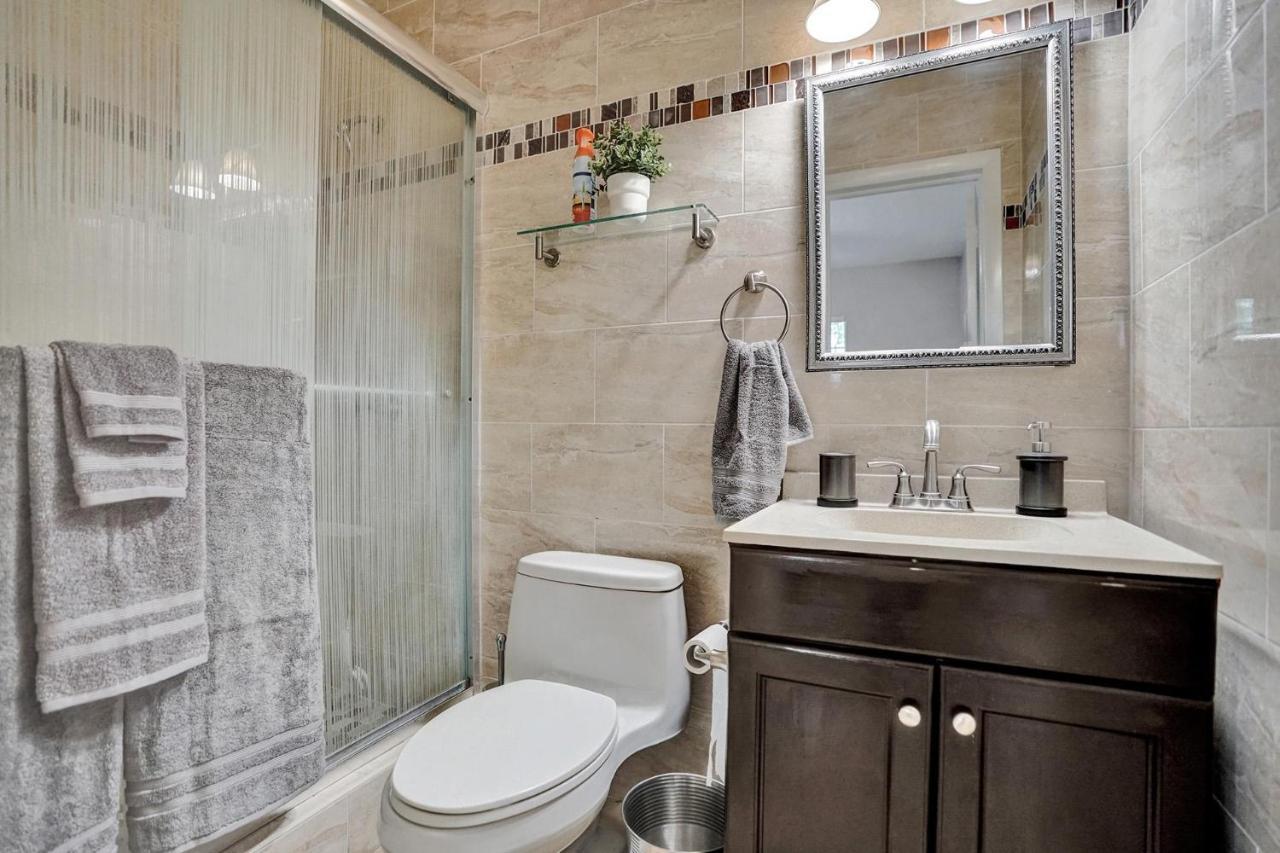 Luxury Rattan Getaway Villa Miami Exterior foto